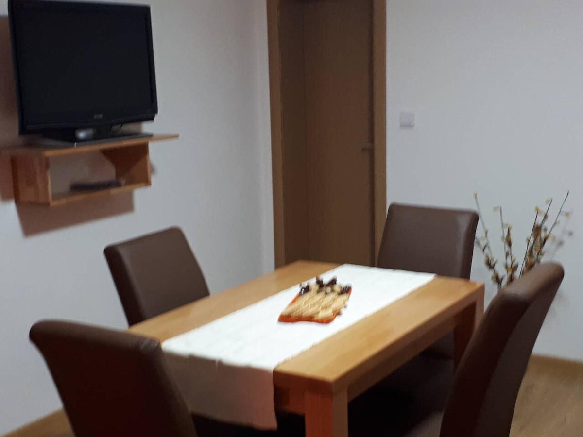 Apartmani Tajra فيسوكو المظهر الخارجي الصورة